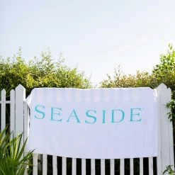 GARMENT GEAR Mint Seaside Beach Towel HOME & GIFTS