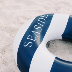 FLOATNAKED Seaside Luxury Pool Float